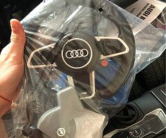 Licensed Black Audi R8 Spyder Battery Ride On Car - Image 5/9