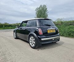 2004 MINI Cooper - Image 3/10
