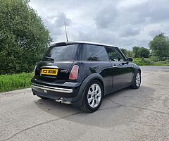 2004 MINI Cooper - Image 4/10