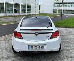 09 vauxhall insignia 2.0 diesel 
Elite nav model. 160bhp
Only 130k miles
Swap or trade in welcome