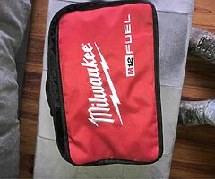 Milwaukee 3/8 ratchet kit
