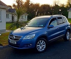 2011 VOLKSWAGEN TIGUAN 2.0 SPORT