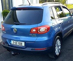 2011 VOLKSWAGEN TIGUAN 2.0 SPORT