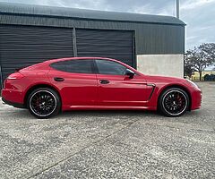2014 Porsche Panamera - Image 4/10