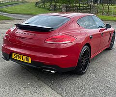 2014 Porsche Panamera - Image 10/10