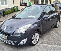 2011 RENAULT GRAND SCENIC