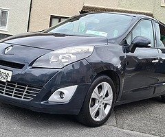 2011 RENAULT GRAND SCENIC