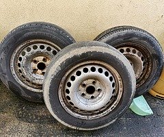 VW TRANSPORTER TYERS WITH ALLOY 205/65R 16C. - Image 3/4