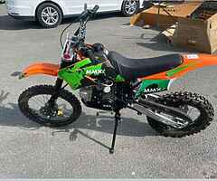 Brand new key start 125cc MMX dirt bike
