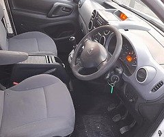 2012 Peugeot Partner - Image 5/6