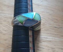 Ladies silver ring