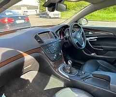 2011 VAUXHALL INSIGNIA 1.8 PETROL ELITE FOR BREAKING!
