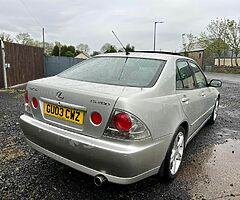 2003 Lexus IS 200 - Image 3/5