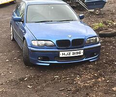 E46 Bmw for breaking