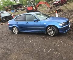 E46 Bmw for breaking