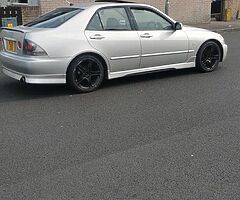 2005 Lexus IS 200