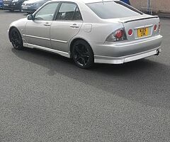 2005 Lexus IS 200