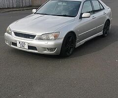 2005 Lexus IS 200 - Image 4/4