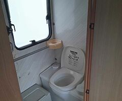 Caravan 6 berth - Image 9/10