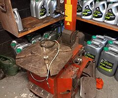 Tyre machine - Image 4/7