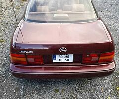 1990 Lexus LS 400