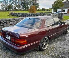 1990 Lexus LS 400