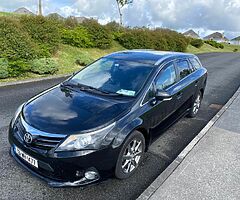 131 Toyota Avensis Overmount Estate ( high spec )
