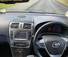 131 Toyota Avensis Overmount Estate ( high spec ) - Image 8/10