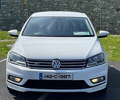 Volkswagen Passat R-LINE