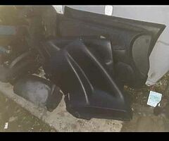Mitsubishi black interior - Image 3/5