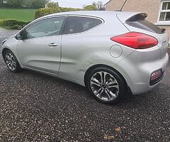 2015 Kia Pro Ceed  (Top Spec)