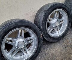 Set of 18" Dished 6x140 Alloys - Image 4/10