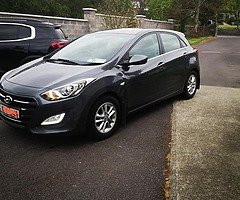 Hyundai i30 1.6 Deluxe Hatchback Diesel Manual (110bhp)(2016) - Image 4/10