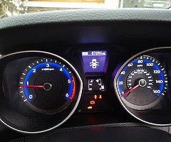 Hyundai i30 1.6 Deluxe Hatchback Diesel Manual (110bhp)(2016) - Image 7/10
