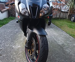 Aprilia RSVR 2005 1000cc V-Twin. - Image 6/10
