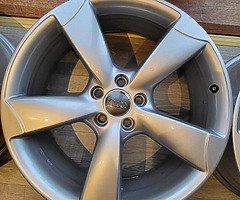 20" Genuine Audi refubished 5x113 8.5j ET45