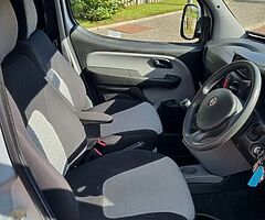2009 Fiat Doblo 1.4L Dynamic == Wheelchair Access Vehicle - Image 10/10