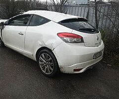 **BREAKING ONLY**2015 RENAULT MEGANE 1.5L Diesel**BREAKING ONLY**