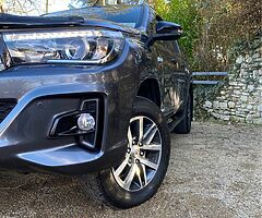 2020 Toyota  Hilux