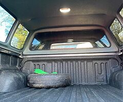 2020 Toyota  Hilux - Image 9/10