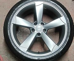 19" TTRS alloy wheels