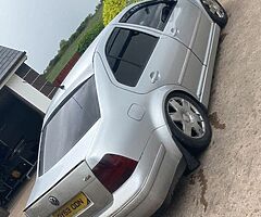 2006 Volkswagen Bora - Image 4/8