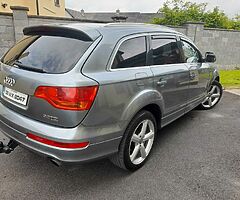 2008 Audi  Q7 S-line Crew Cab - Image 4/9