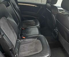 2008 Audi  Q7 S-line Crew Cab - Image 6/9