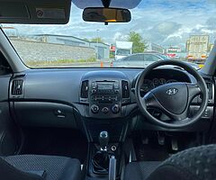 2011 HYUNDAI I30 1.4 PETROL UK REG LOW MILEAGE - Image 4/9