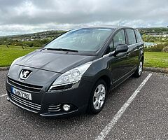 Lovely Peugeot 5008 Diesel 1.6 Hdi, 110Bhp
Nct and tax.
Manual 6+1 speed gearbox. 
MPV 7 Seats.