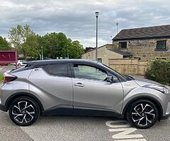 2018 Toyota C-HR - Image 5/10