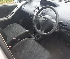 Toyota yaris terra