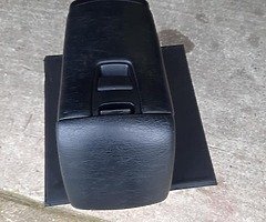 Toyota mr2 storage box
