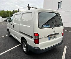 2007 TOYOTA HIACE DOE 9-22 TAX 9-22 - Image 3/9